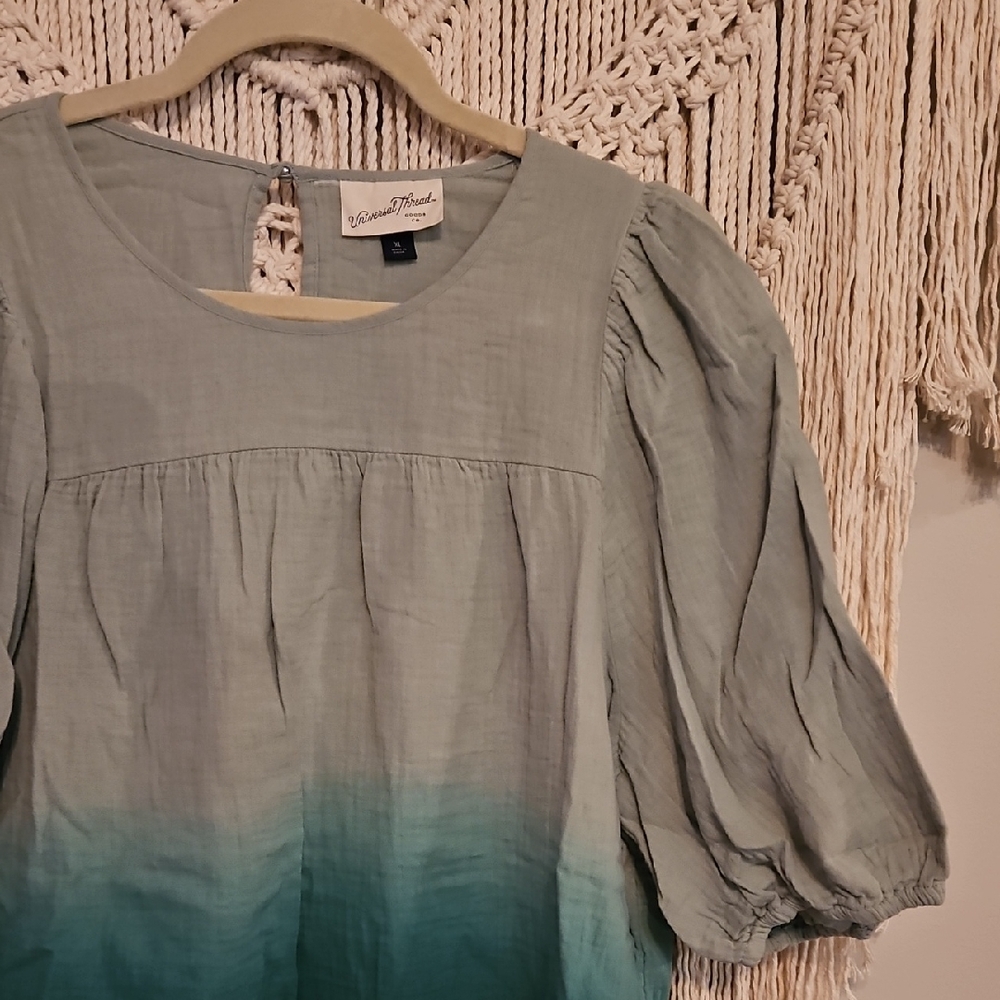 Universal Thread Ombre Green Blouse